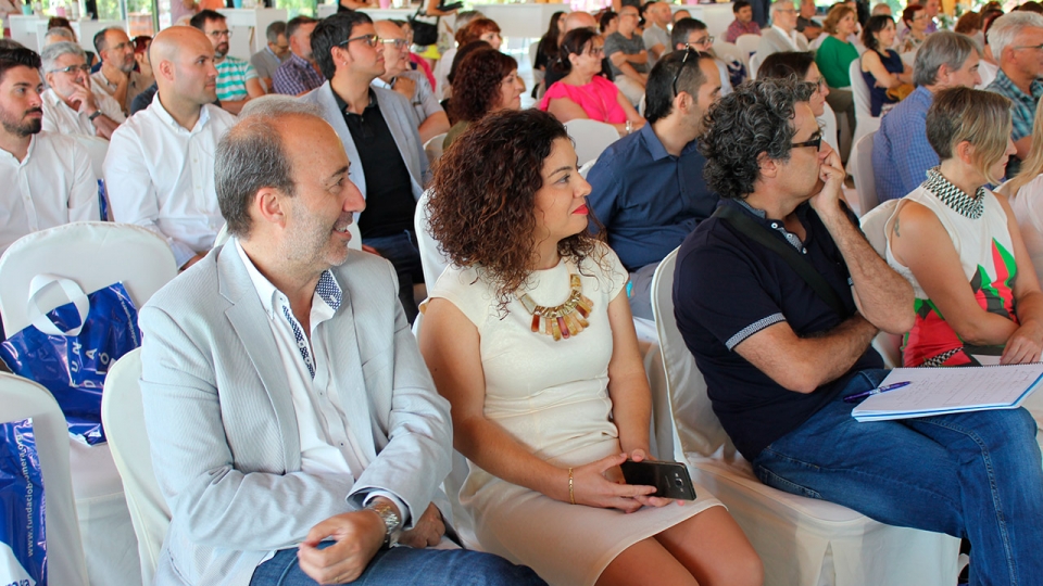 Presentació de «Llegir en valencià, les nostres contalles»