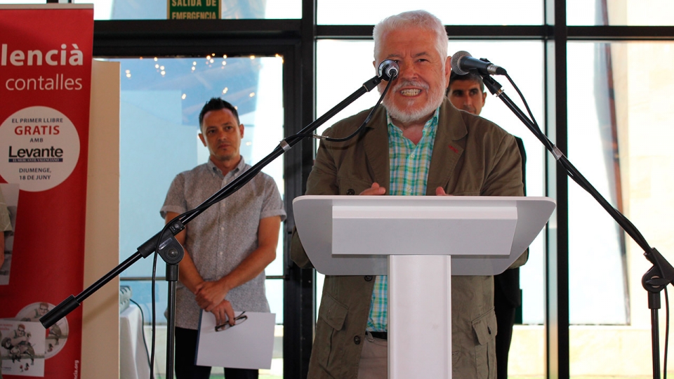 Presentació de «Llegir en valencià, les nostres contalles»