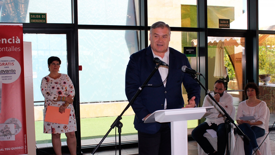 Presentació de «Llegir en valencià, les nostres contalles»