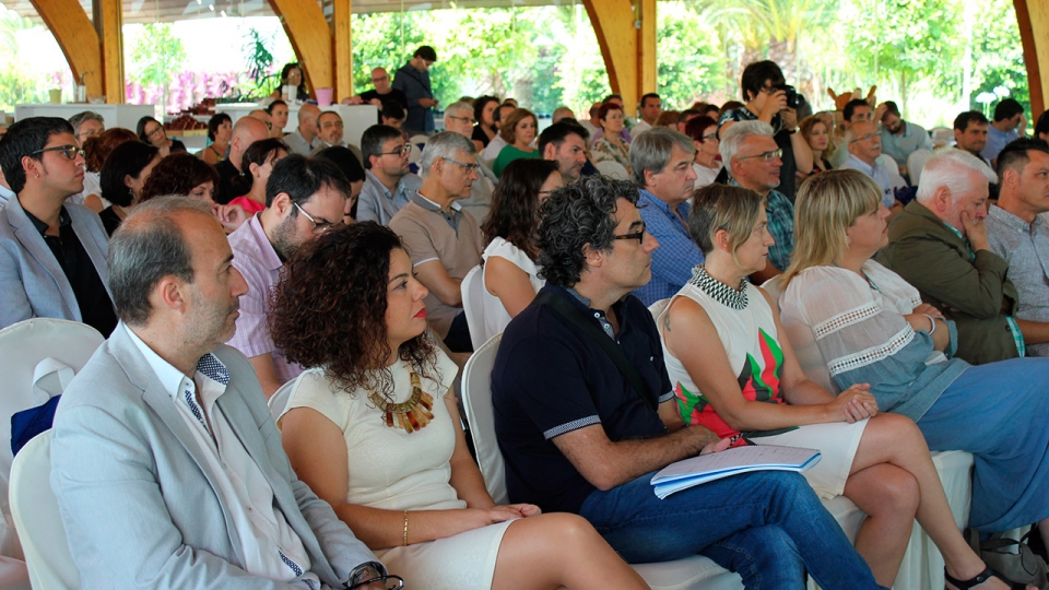 Presentació de «Llegir en valencià, les nostres contalles»