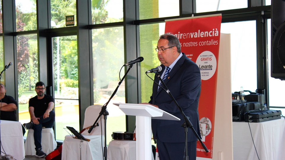 Presentació de «Llegir en valencià, les nostres contalles»