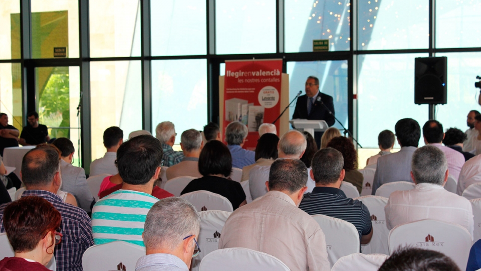 Presentació de «Llegir en valencià, les nostres contalles»