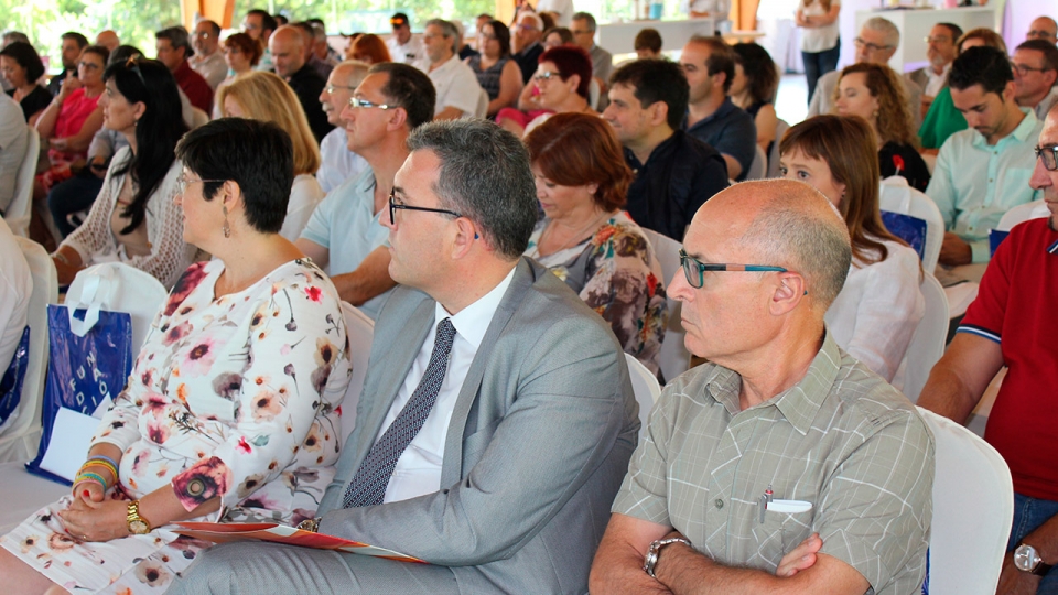 Presentació de «Llegir en valencià, les nostres contalles»