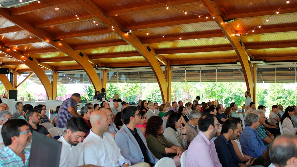 Presentació de «Llegir en valencià, les nostres contalles»