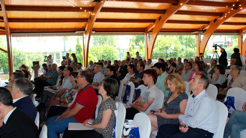 Presentació de «Llegir en valencià, les nostres contalles»