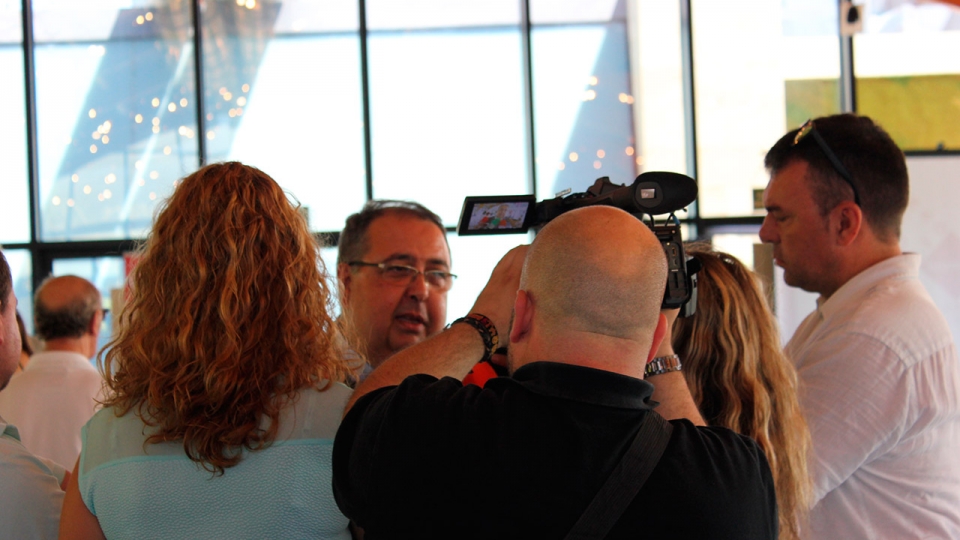 Presentació de «Llegir en valencià, les nostres contalles»