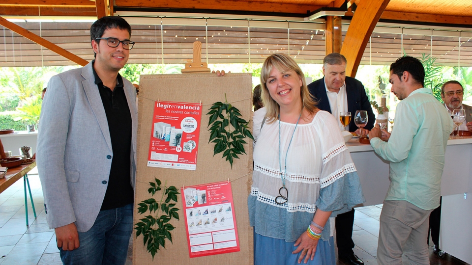 Presentació de «Llegir en valencià, les nostres contalles»